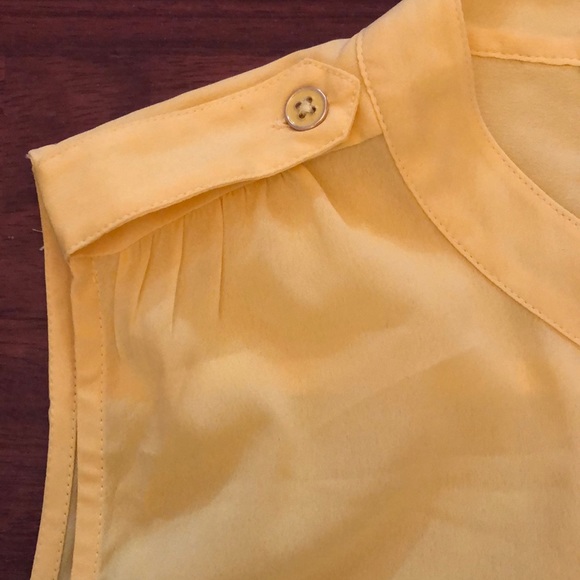 Banana Republic Factory yellow blouse - Picture 4 of 8